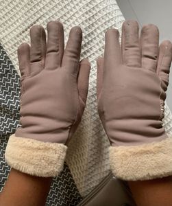 Soft Pink Winter Gloves