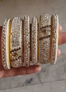 Beautiful Bangle Set
