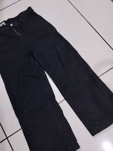 black baggy jeans 👖
