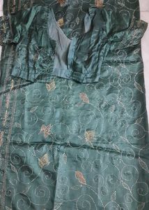 Emerald Green Embroidered Silk Saree With Blouse