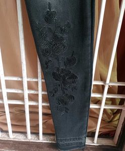 Happy Fash Black Floral Embroidered Jeans