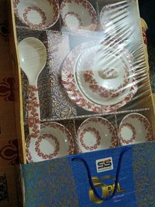Crockery, Set of 9 Dinner 🍽️