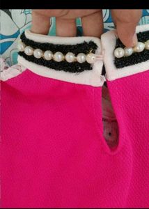 Cute Pink &amp; White Top