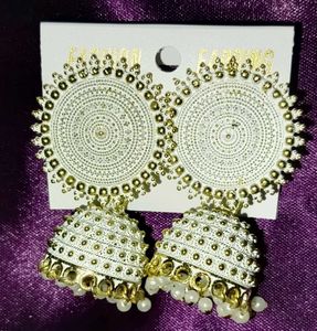 Jhumke