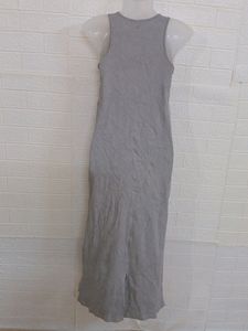 BACK SLIT GREY DRESS