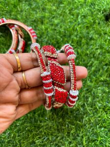 Red Bangles Set