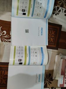 Class XII Physics Textbook Set