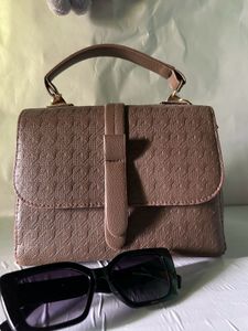 Handbag