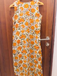Floral Print Kurta with pants