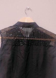 BLACK SEQUENCE TOP