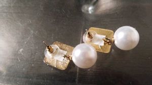 Gem Golden Pearls