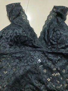 Elegant Lace Bodysuit Size L