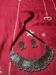 Oxidised Necklace With Earrings