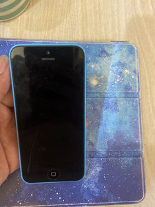 I Phone 5c With Cover and Earphones