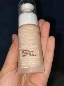 Mama Earth Foundation 01 Ivory Glow