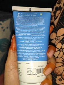 Sali Cinamide Anti Acne Facewash