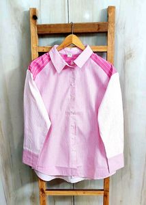 Striped Pink &amp; White Button-Up Shirt size-42-44