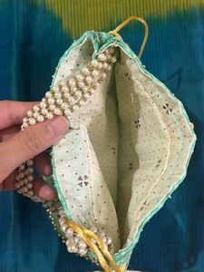 Complete Your Traditional Look With This Bag!!