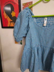 Cute pintersty peplum top