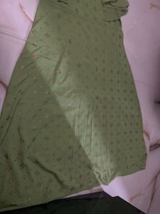 Buy Green Kurta Top And Get Blackfree