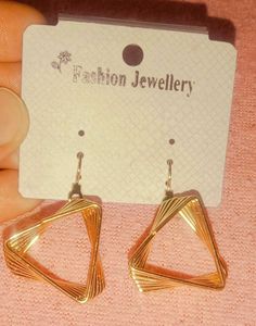 Women&#39;s Stud Earrings