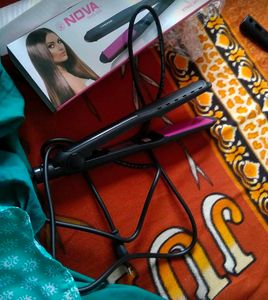 Nova NHS-900 Hair Straightener {BLACK/PINK}