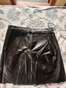 🪩🔥Affordable!!! Black Faux Leather Mini Skirt