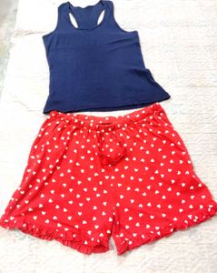 Women Shorts with contrast top✨