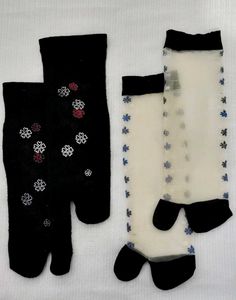 🆕Floral Tabi Socks - Unique Style 😍