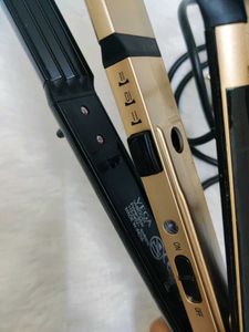VEGA 3-in-1 HAIR STRAIGHTENER &amp; CURLER&amp; CRIMPER