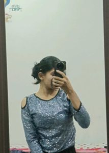 Gilter Top For Party Wear