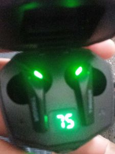 Triggr  Earbud Working Condition