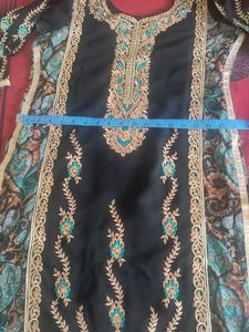 Elegant Embroidered Kurta
