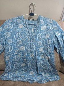 Rytras Short Kurti