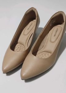 J Fontini Nude Pumps