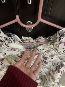V Pretty Top