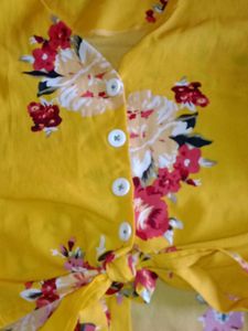 A Floral Flower Printed Top