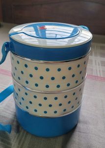 Combo Of 2 Lunch Box And 1 Water Bottle .