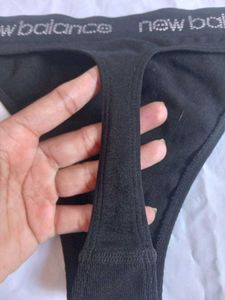 New Balance Thong