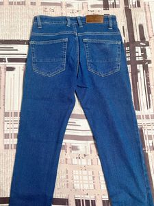 Metronaut (Flipkart’s Brand) Mid Rise Slim Jeans