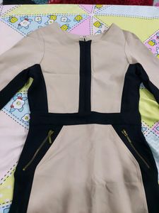 AND women Solid Round neck Dress