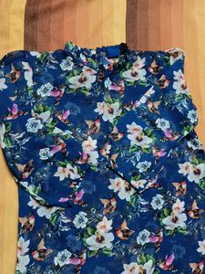 Fame Forever Girl Blue Floral Printed Top