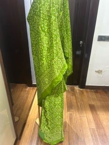 Green Bandhani saree