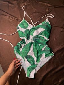 tropical Beachstyle padded suit🌴