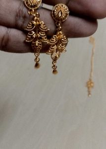 Earnings Set