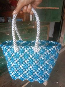 woven Blue &amp; White tiffin Bag