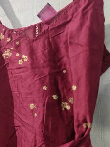 Side Knot Maroon Kurti