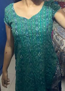 Green Kurti