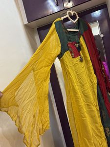 Designer Dubai Kurti