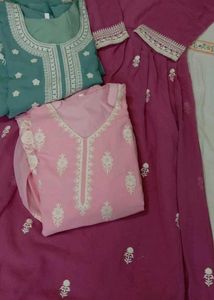 Elegant Women&#39;s Ethnic Gown
